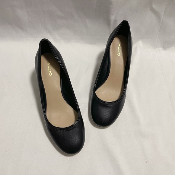 Aldo Elaesa Dress Pumps - Picture 3 of 7